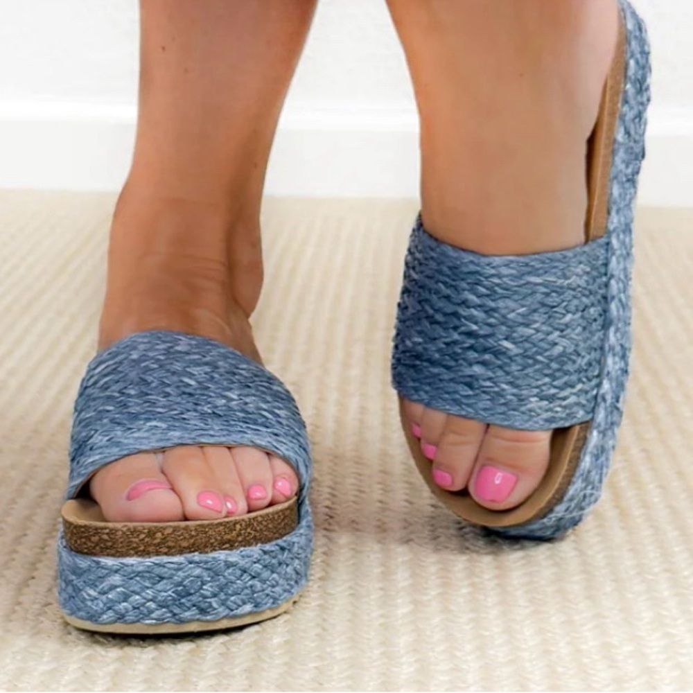 Cape Robbin Blue Woven Platform Slide Sandals